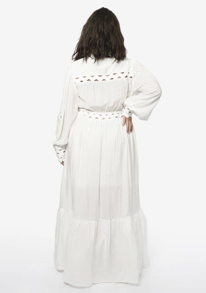 White Dress [2232]