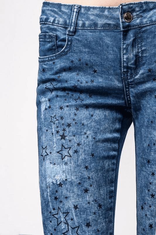 Jeans Azul Oscuro, Diseño Estrellas, Pañuelo Estrellas