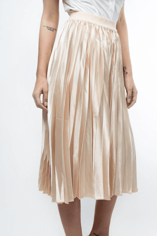 The Golden Skirt [1040]