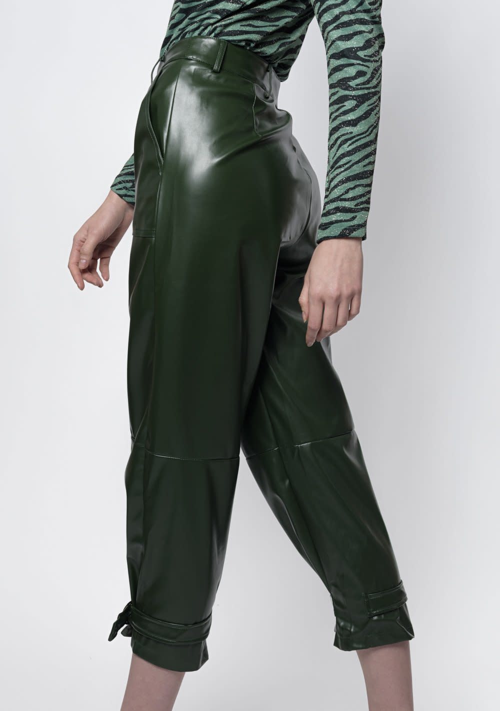 Green Pants. Talla M [2609]
