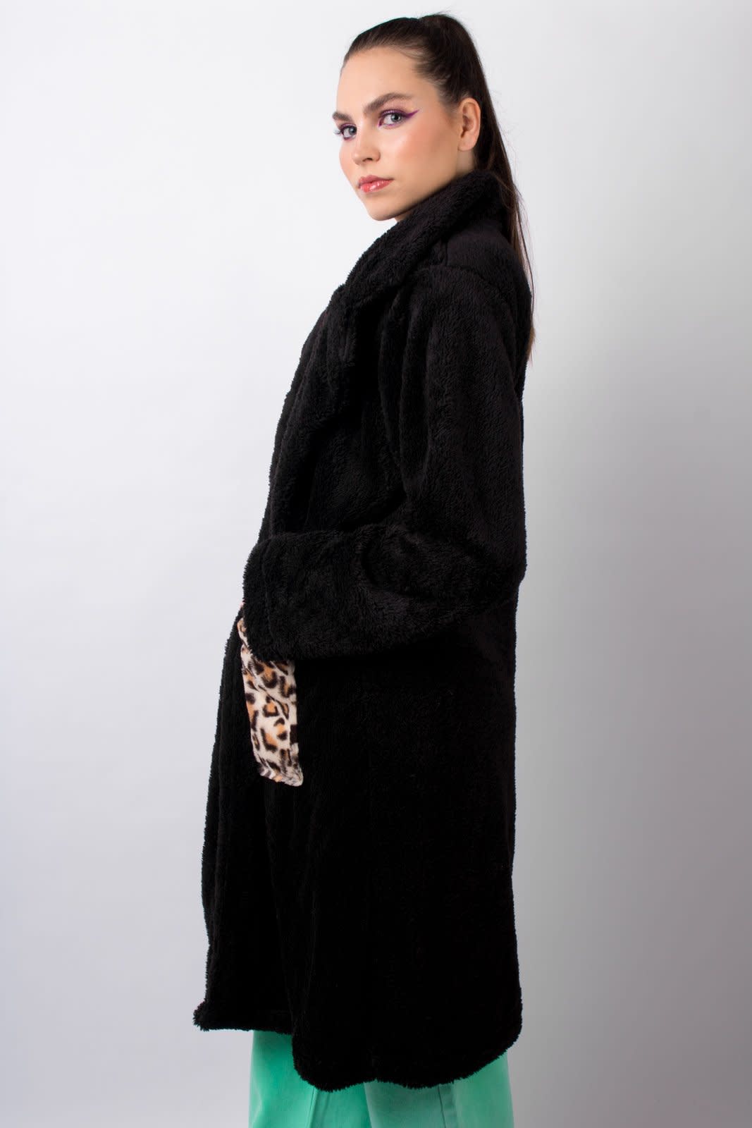 Coat Black Leopard. Talla XL  [2718]